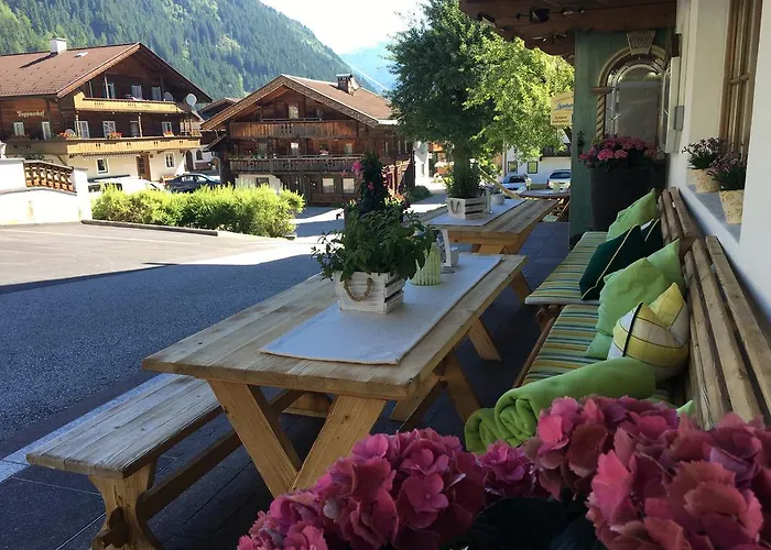 מלון Olympia-relax-hotel Leonhard Stock 4*