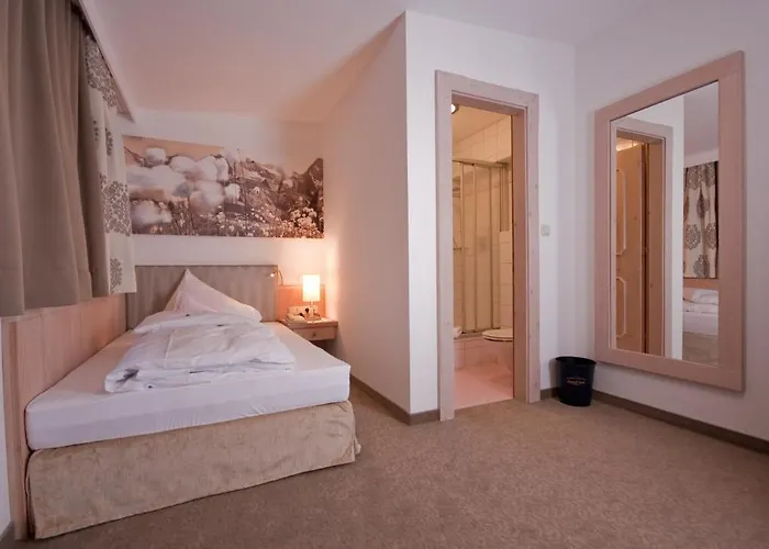 Olympia-relax-hotel Leonhard Stock מלון 4*