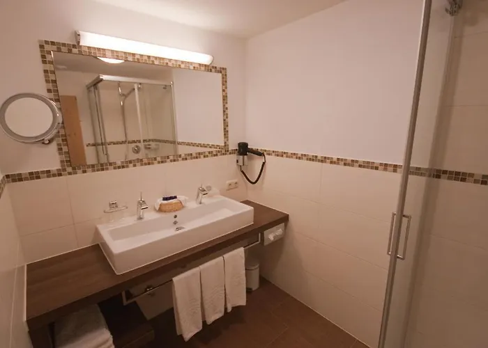 Olympia-relax-hotel Leonhard Stock מלון פינקנברג