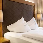 Olympia-relax-hotel Leonhard Stock 4* Finkenberg